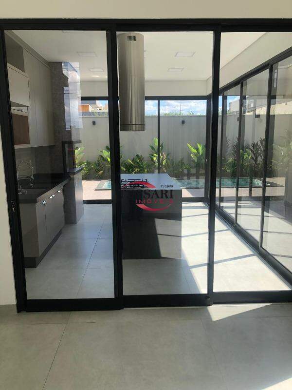 Casa de Condomínio com 3 quartos à venda, 140m² — foto 3 de 30