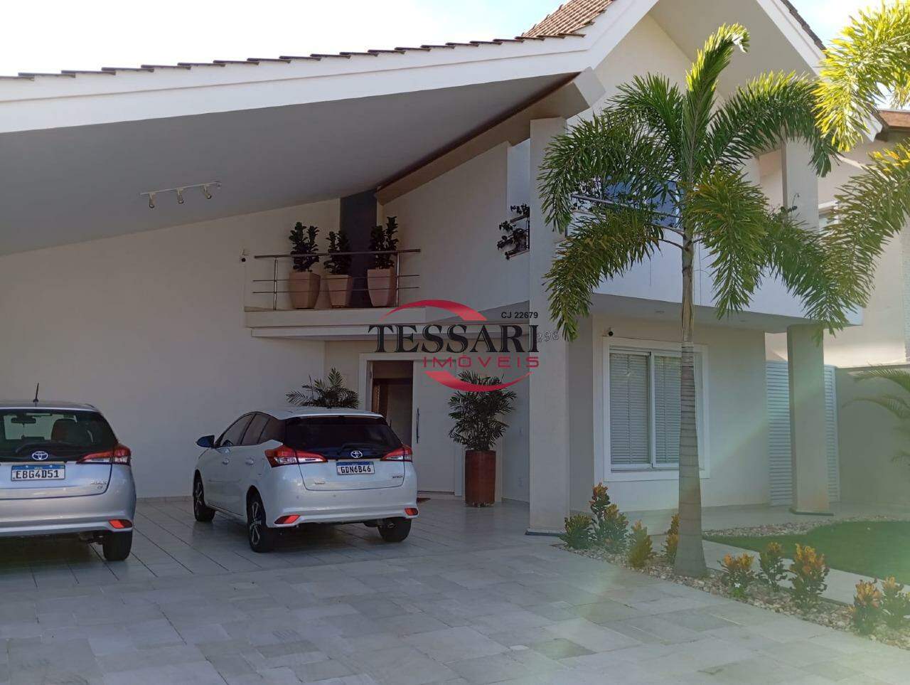 Casa de Condomínio com 3 quartos à venda, 417m² — foto 2 de 24