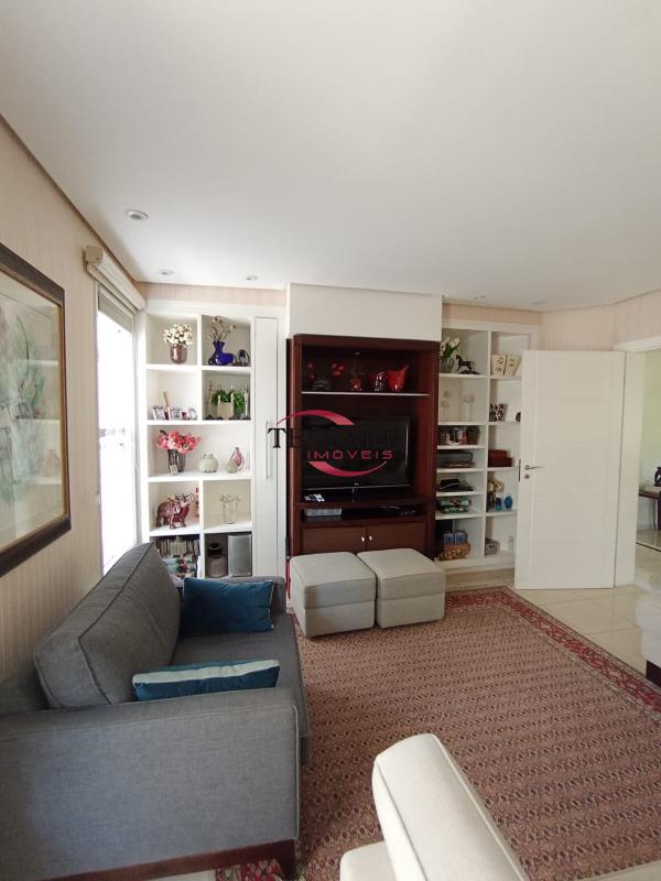 Casa de Condomínio com 3 quartos à venda, 417m² — foto 9 de 24