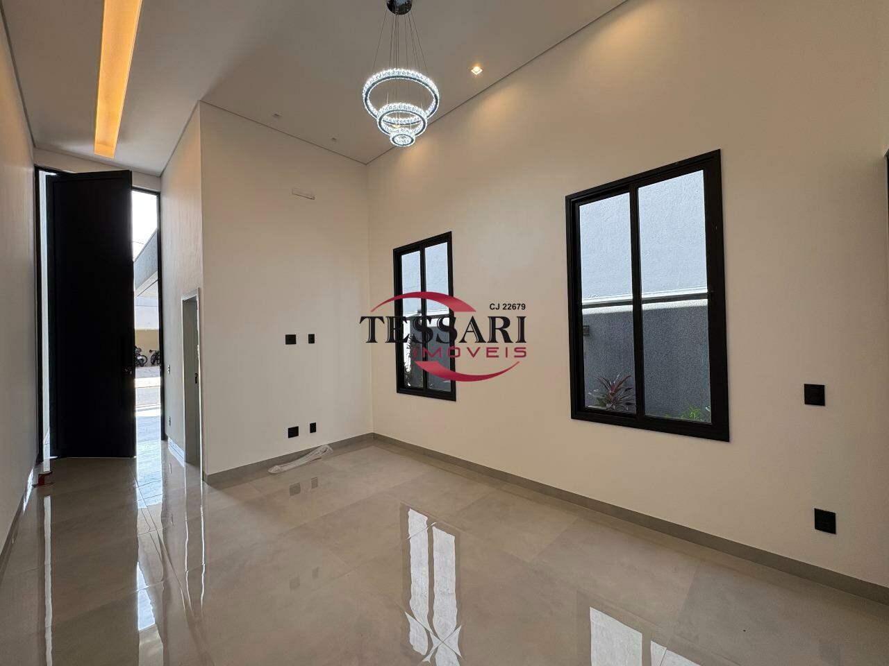 Casa de Condomínio com 3 quartos à venda, 182m² — foto 2 de 24