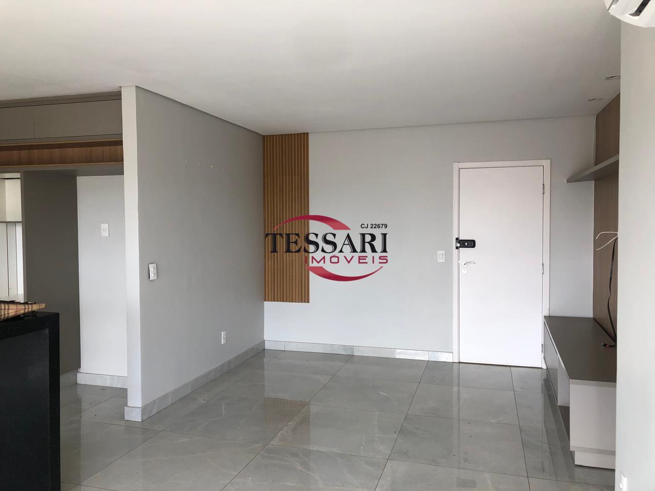 Apartamento com 3 quartos para aluguel, 115m² — foto 2 de 26