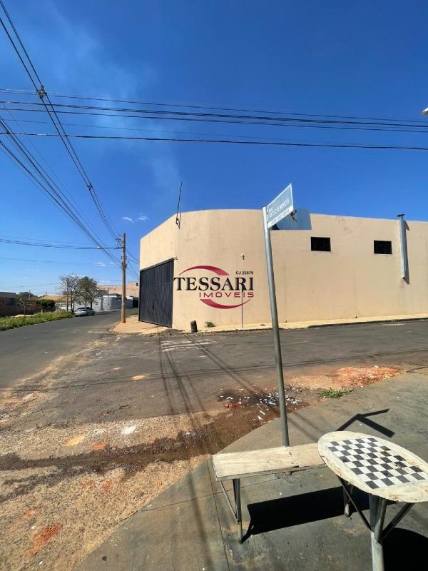 Loja / Salão / Ponto Comercial à venda, 360m² — foto 2 de 19