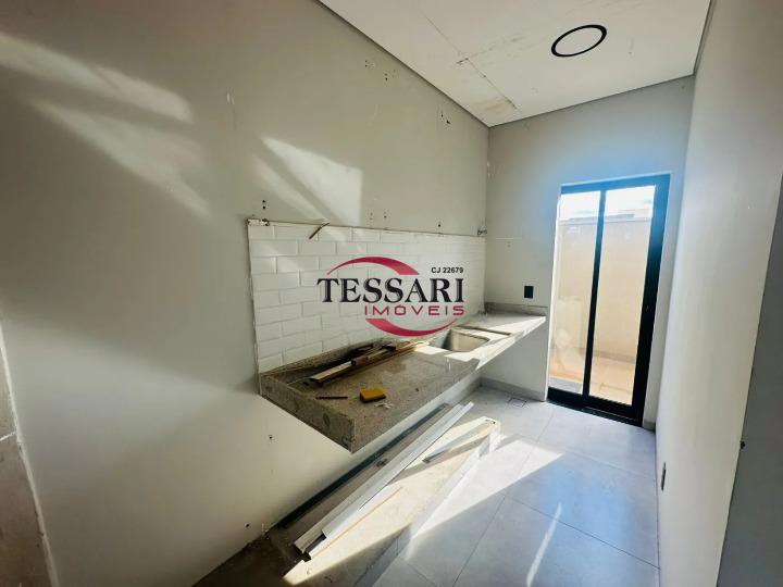 Casa de Condomínio com 3 quartos à venda, 300m² — foto 13 de 23