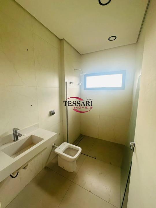 Casa de Condomínio com 3 quartos à venda, 300m² — foto 16 de 23