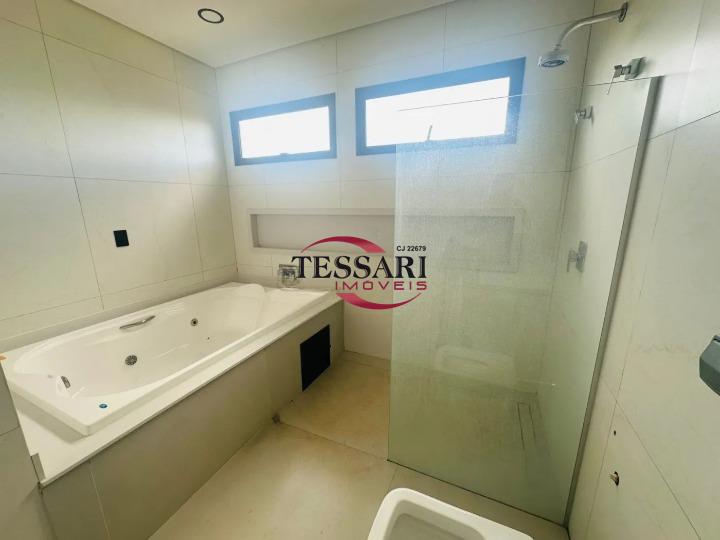 Casa de Condomínio com 3 quartos à venda, 300m² — foto 18 de 23