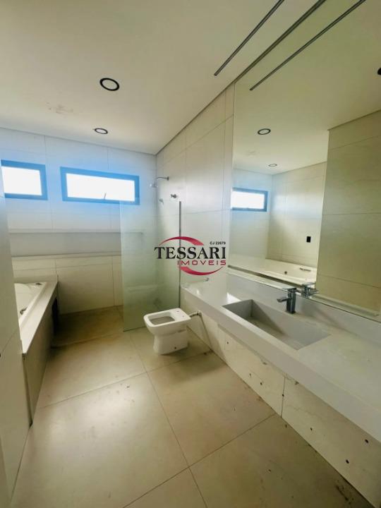 Casa de Condomínio com 3 quartos à venda, 300m² — foto 19 de 23