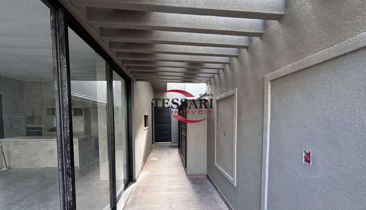 Casa de Condomínio com 3 quartos para aluguel, 280m² — foto 8 de 18