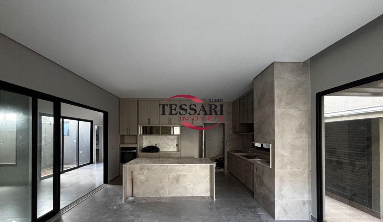Casa de Condomínio com 3 quartos para aluguel, 280m² — foto 3 de 18