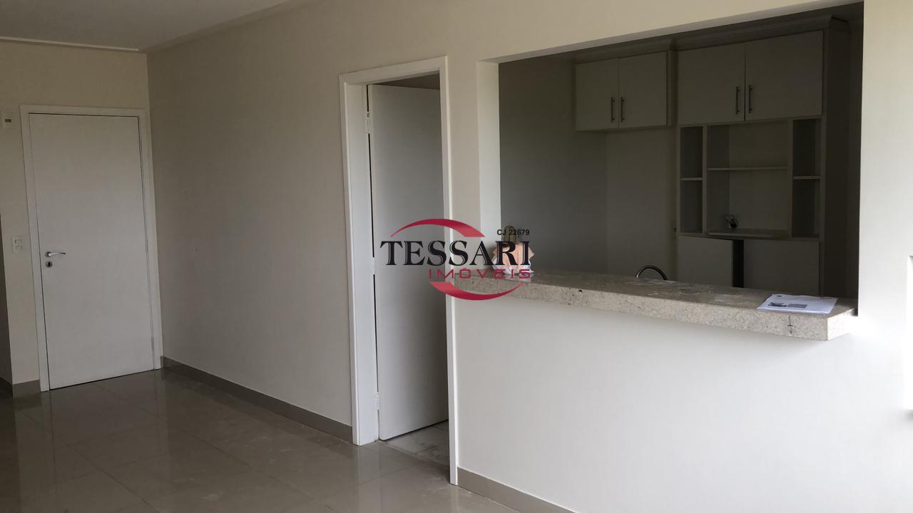 Apartamento com 3 quartos para aluguel, 90m² — foto 4 de 20