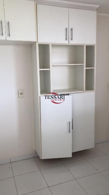 Apartamento com 3 quartos para aluguel, 90m² — foto 17 de 20