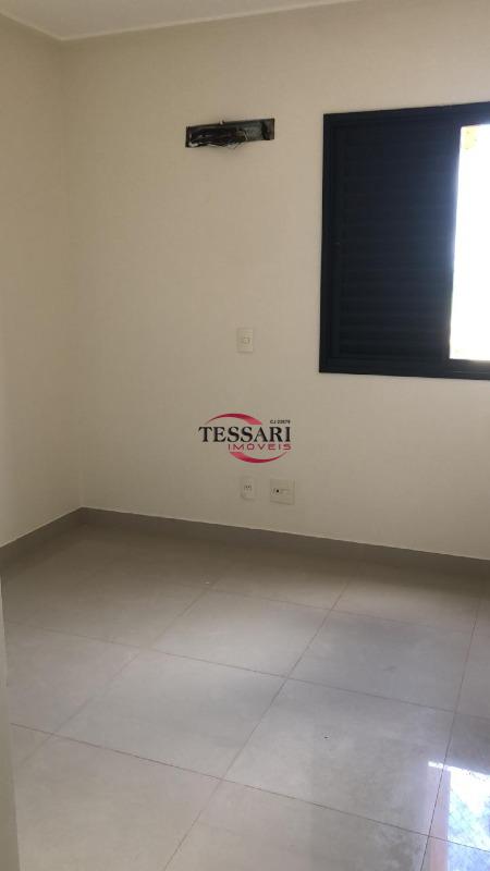 Apartamento com 3 quartos para aluguel, 90m² — foto 12 de 20