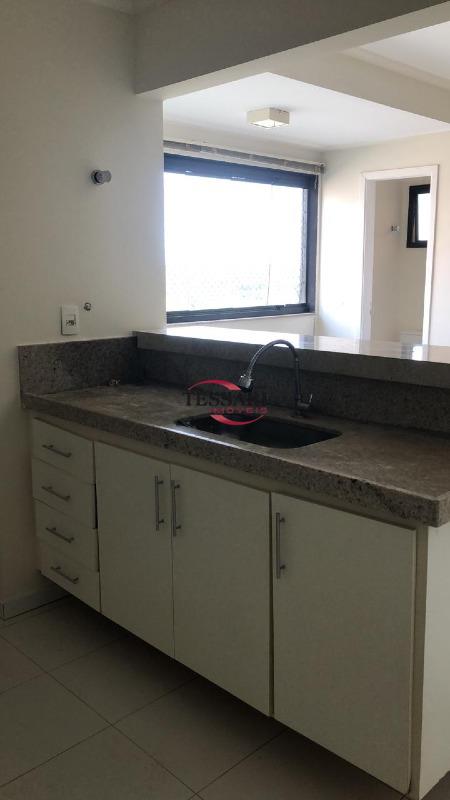 Apartamento com 3 quartos para aluguel, 90m² — foto 18 de 20