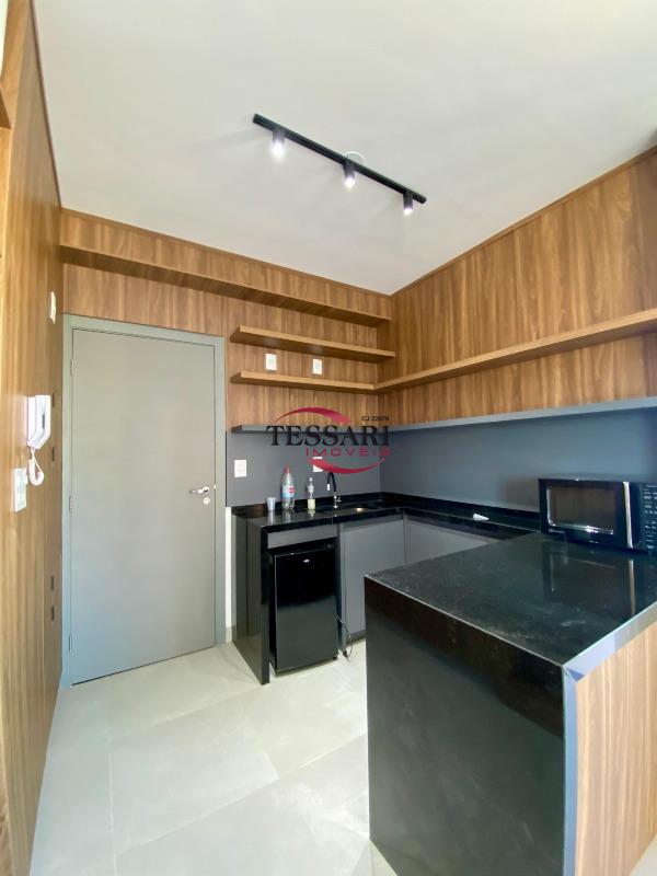 Apartamento com 1 quarto para aluguel, 33m² — foto 9 de 21