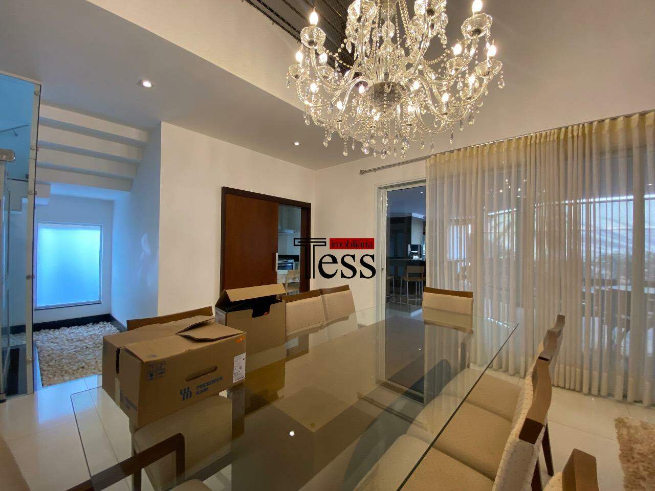 Casa de Condomínio com 4 quartos para aluguel, 380m² — foto 5 de 25