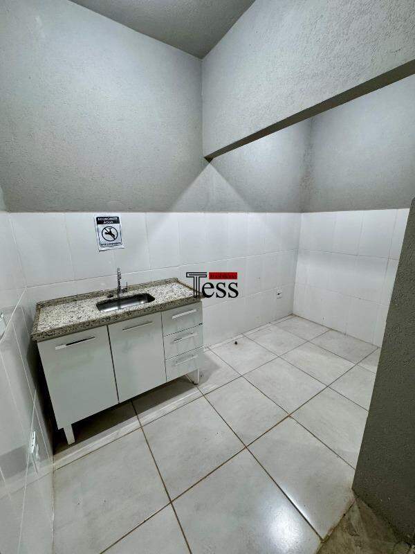 Loja / Salão / Ponto Comercial para aluguel, 330m² — foto 15 de 20