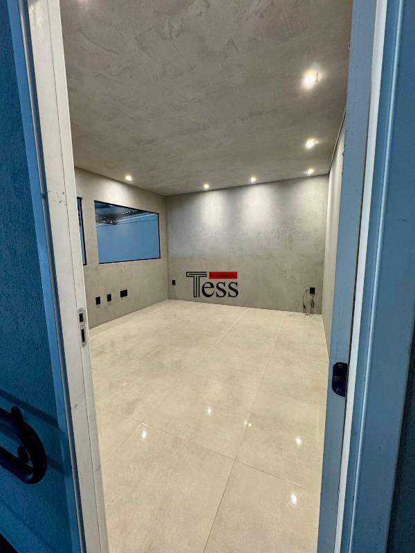 Loja / Salão / Ponto Comercial para aluguel, 330m² — foto 12 de 20