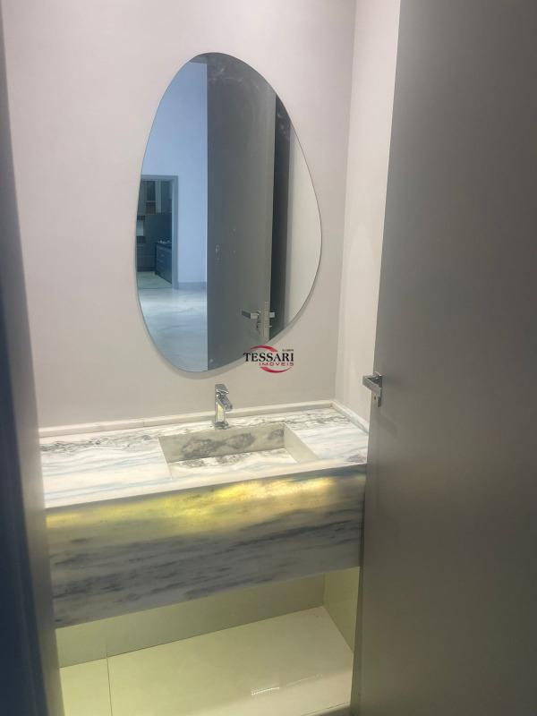 Casa de Condomínio com 3 quartos para aluguel, 280m² — foto 6 de 29