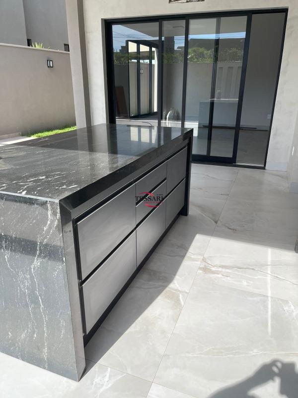 Casa de Condomínio com 3 quartos para aluguel, 280m² — foto 11 de 29