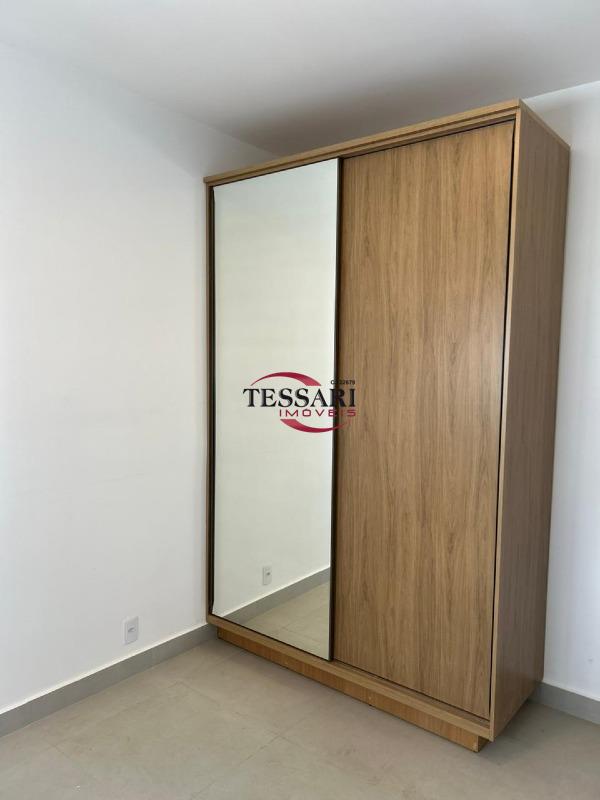 Apartamento com 3 quartos para aluguel, 68m² — foto 17 de 25