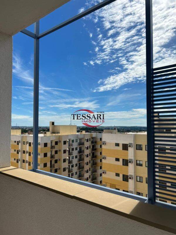 Apartamento com 3 quartos para aluguel, 68m² — foto 4 de 25