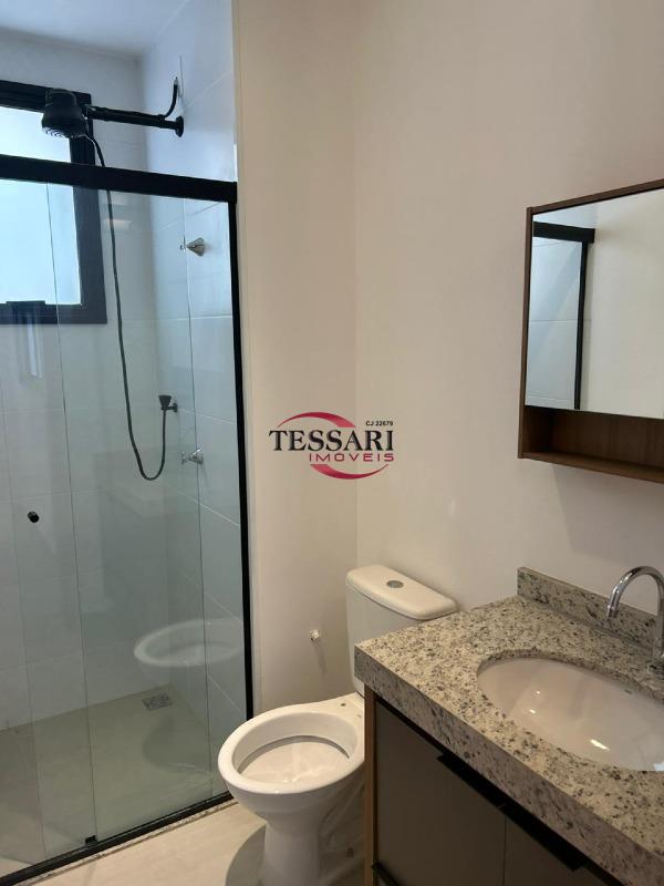 Apartamento com 3 quartos para aluguel, 68m² — foto 9 de 25