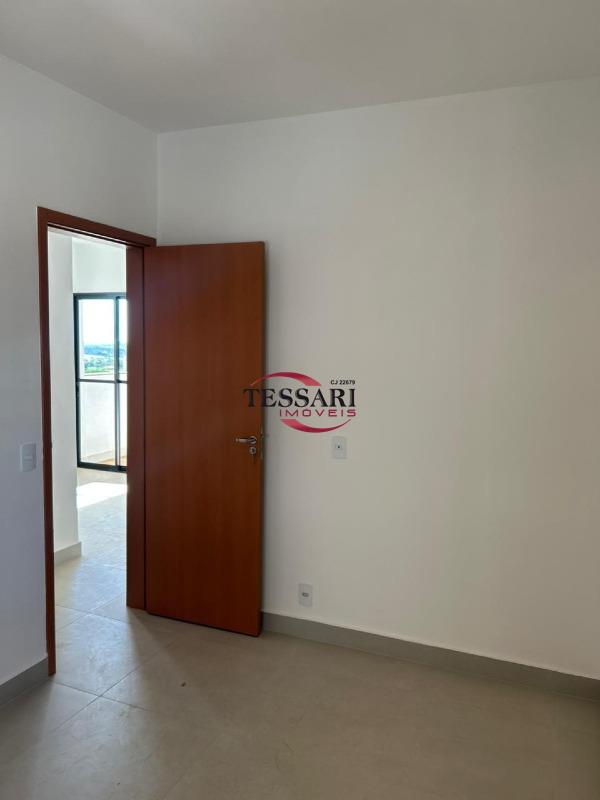 Apartamento com 3 quartos para aluguel, 68m² — foto 13 de 25