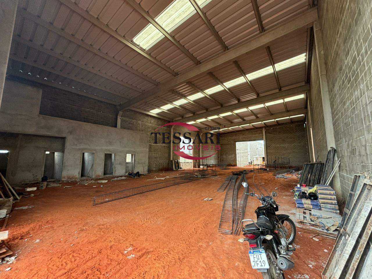 Loja / Salão / Ponto Comercial para aluguel, 1940m² — foto 26 de 30