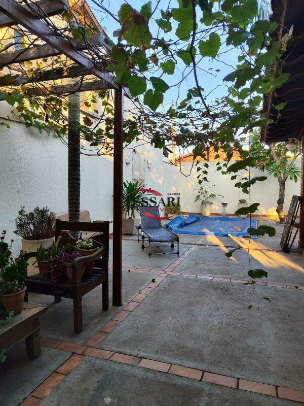 Casa com 4 quartos à venda, 403m² — foto 8 de 16
