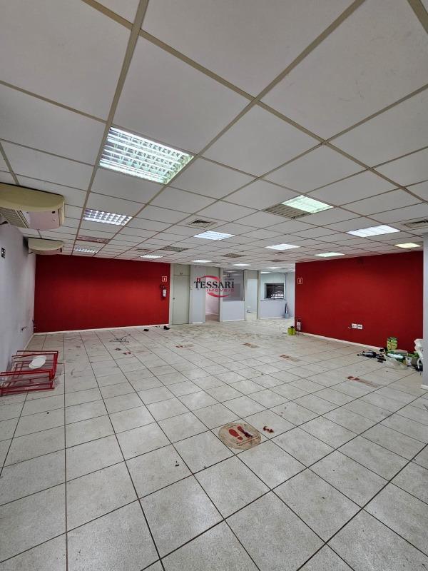 Loja / Salão / Ponto Comercial para aluguel, 880m² — foto 7 de 18