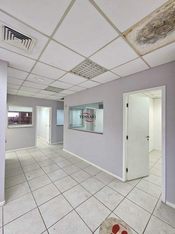 Loja / Salão / Ponto Comercial para aluguel, 880m² — foto 9 de 18