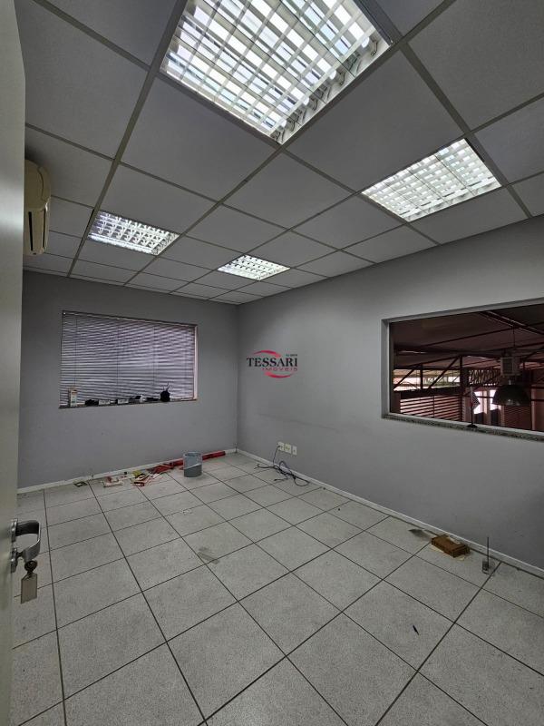 Loja / Salão / Ponto Comercial para aluguel, 880m² — foto 12 de 18