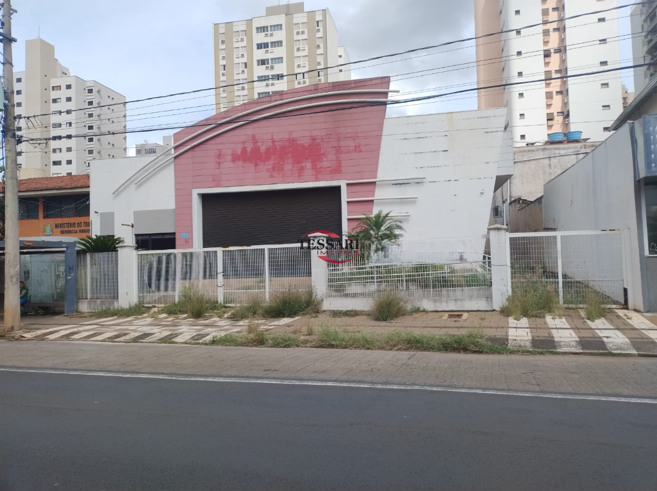 Loja / Salão / Ponto Comercial para aluguel, 880m² — foto 2 de 18