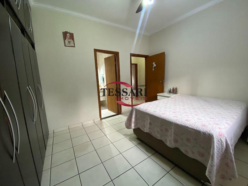 Casa com 4 quartos à venda, 262m² — foto 10 de 30