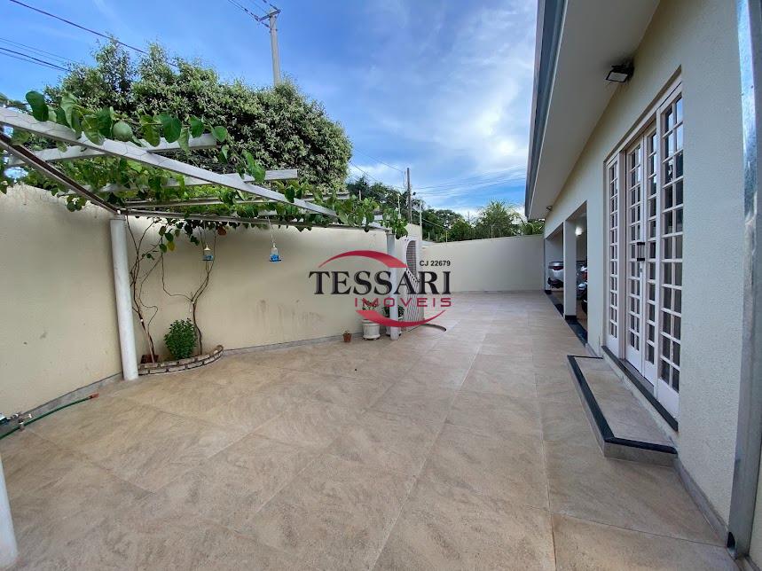 Casa com 4 quartos à venda, 262m² — foto 3 de 30