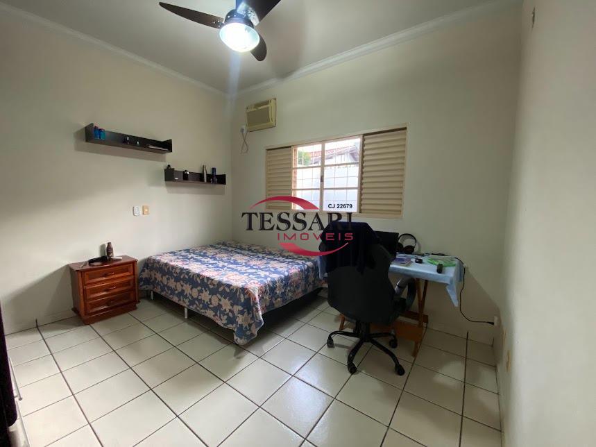 Casa com 4 quartos à venda, 262m² — foto 11 de 30