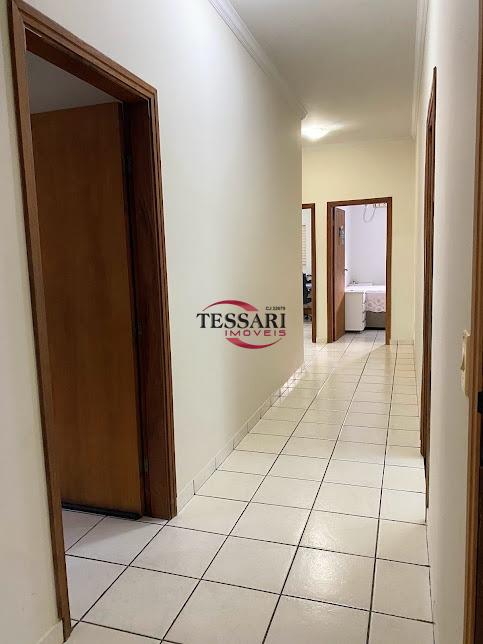 Casa com 4 quartos à venda, 262m² — foto 19 de 30