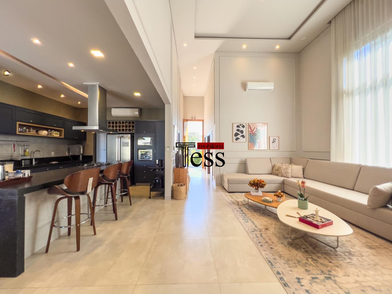 Casa de Condomínio com 3 quartos à venda, 250m² — foto 10 de 30