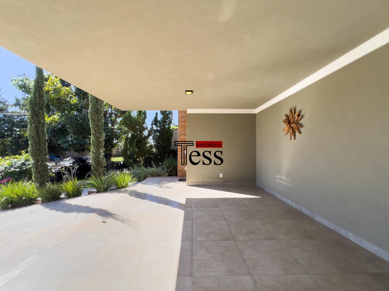 Casa de Condomínio com 3 quartos à venda, 250m² — foto 3 de 30
