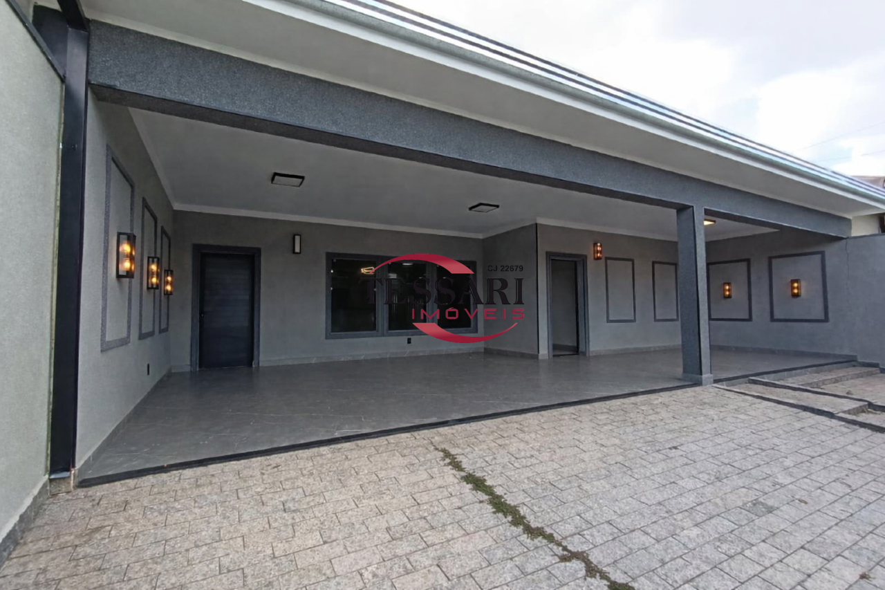 Casa com 3 quartos para aluguel, 256m² — foto 1 de 20