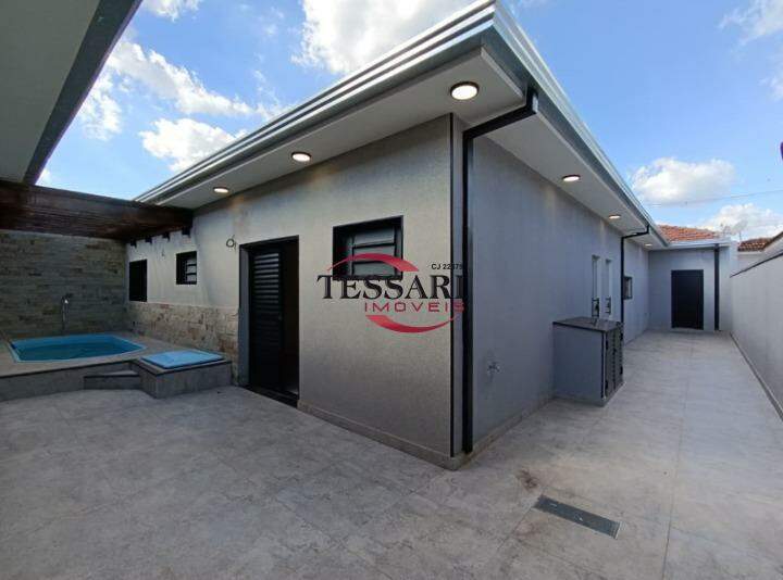 Casa com 3 quartos para aluguel, 256m² — foto 19 de 20