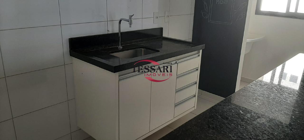 Apartamento com 2 quartos para aluguel, 72m² — foto 8 de 30