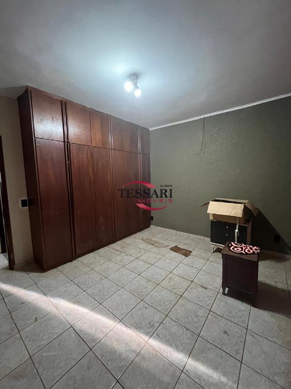 Casa com 2 quartos para aluguel, 180m² — foto 9 de 19