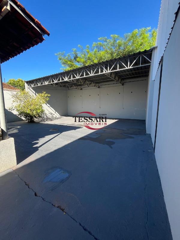 Casa com 2 quartos para aluguel, 180m² — foto 17 de 19