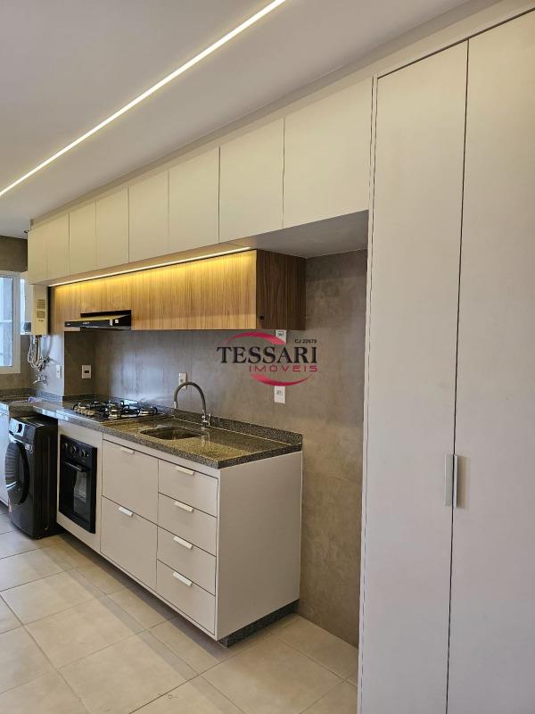 Apartamento com 2 quartos à venda, 77m² — foto 16 de 27