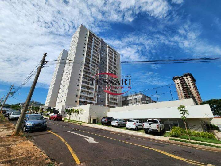 Apartamento com 2 quartos à venda, 77m² — foto 2 de 27