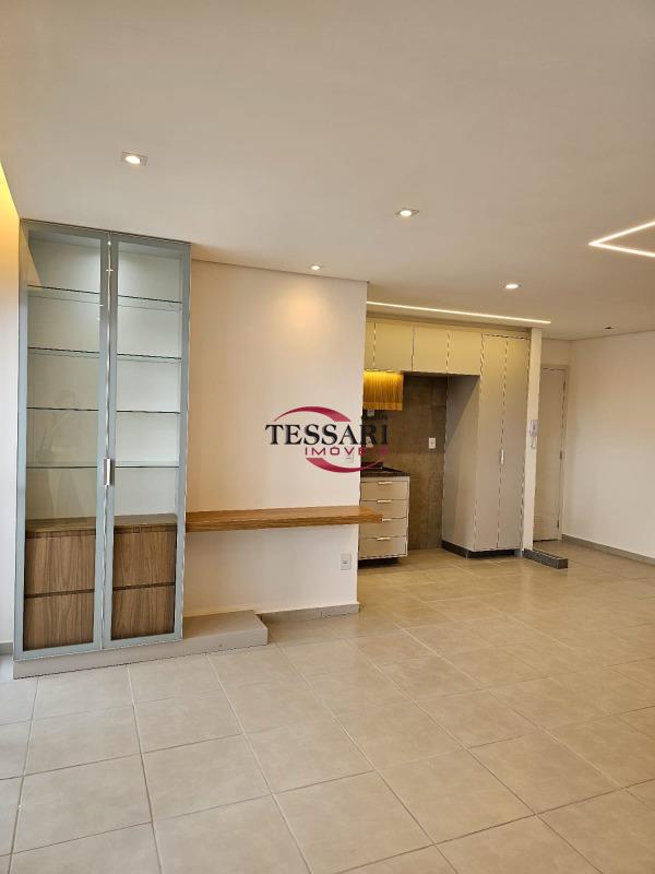Apartamento com 2 quartos à venda, 77m² — foto 18 de 27