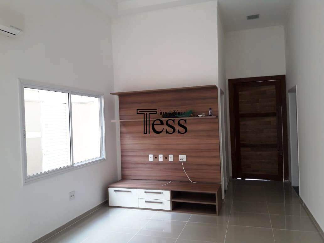 Casa de Condomínio com 3 quartos à venda, 175m² — foto 2 de 28