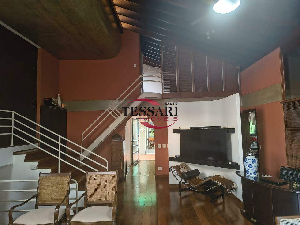 Casa com 3 quartos à venda, 397m² — foto 3 de 28