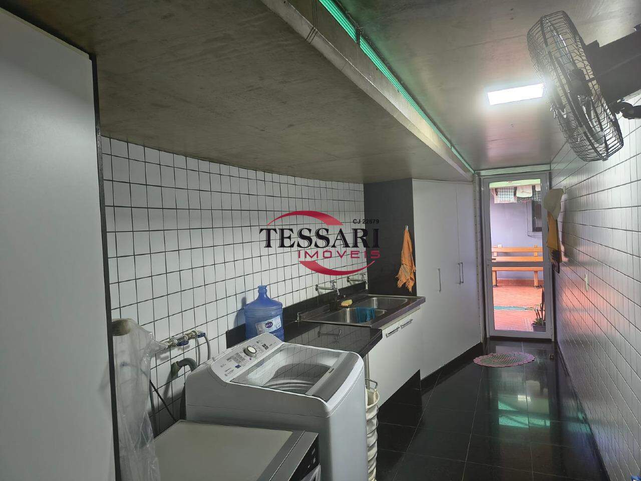 Casa com 3 quartos à venda, 397m² — foto 16 de 28