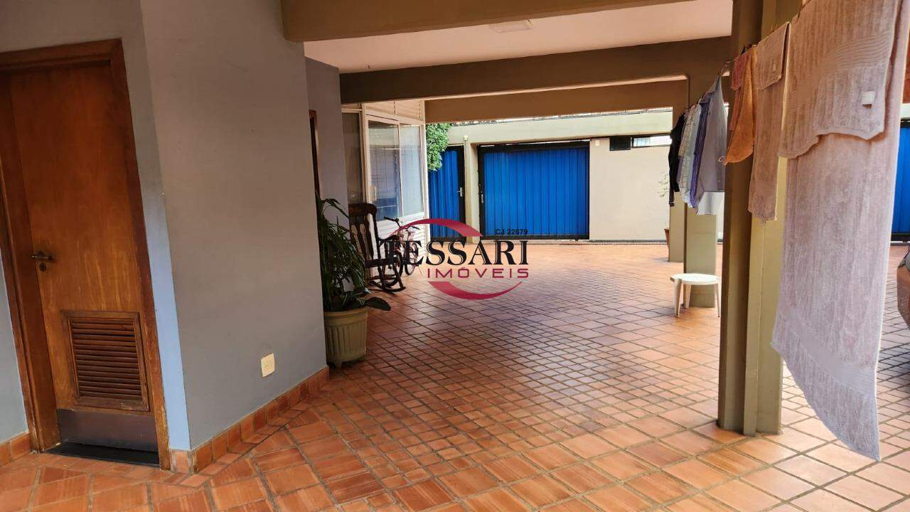 Casa com 3 quartos à venda, 397m² — foto 28 de 28